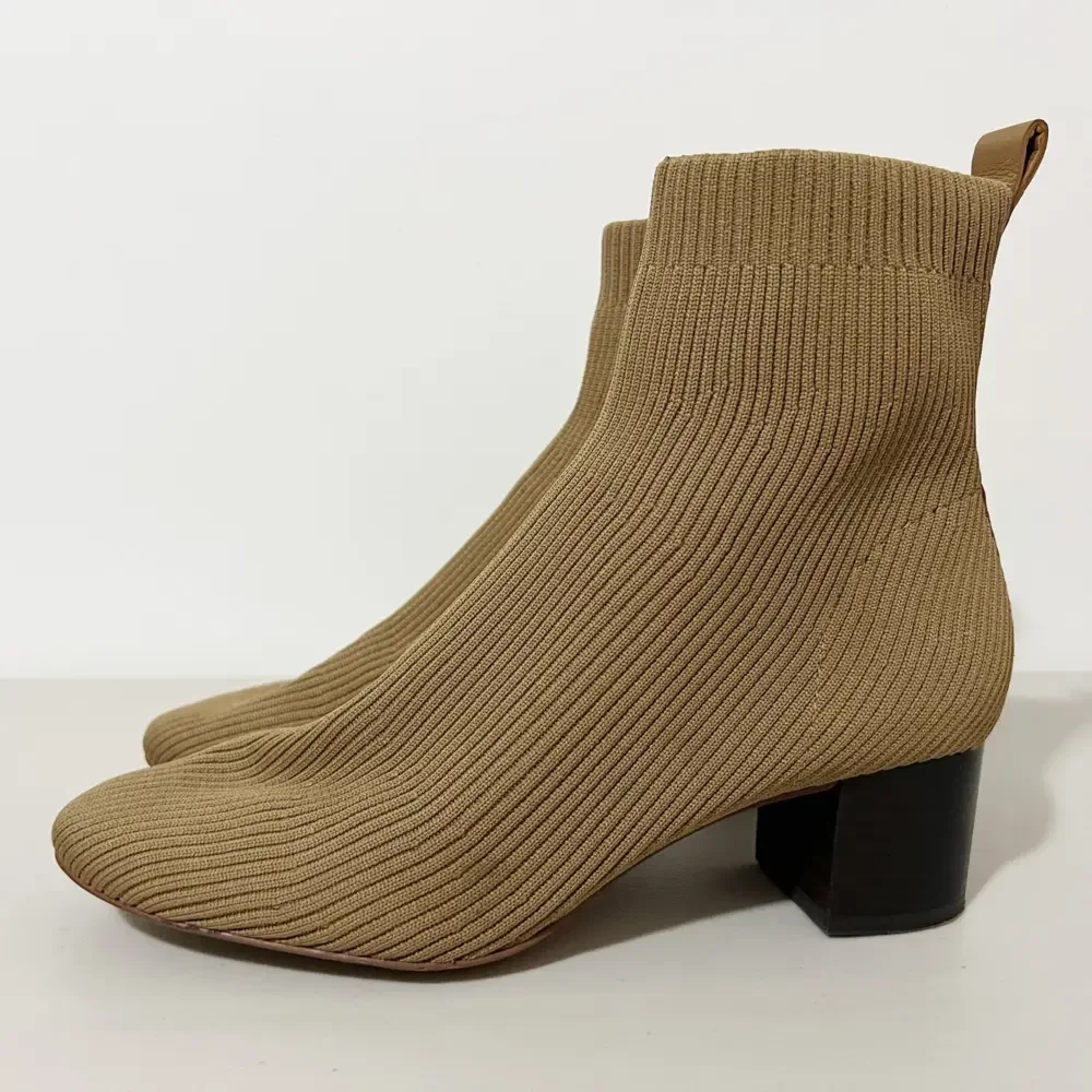 Everlane glove boot